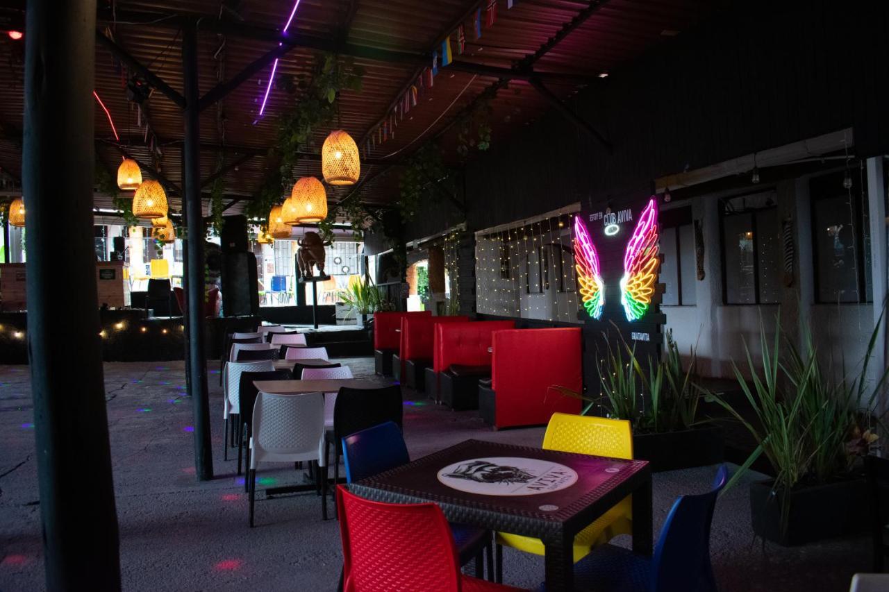 Club Aviva Guatavita - Hostel - Restaurante, Disco & Bar Екстер'єр фото
