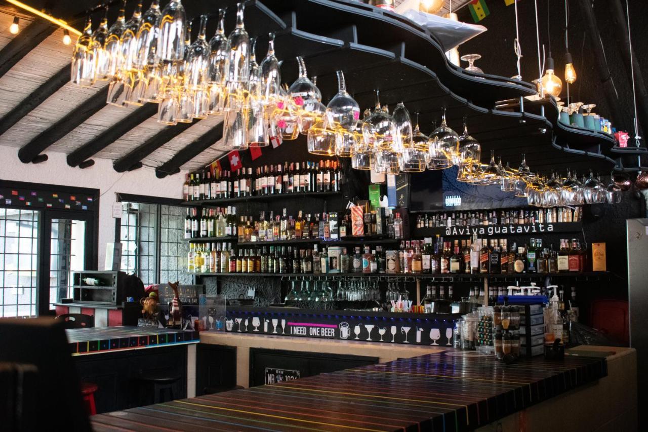 Club Aviva Guatavita - Hostel - Restaurante, Disco & Bar Екстер'єр фото